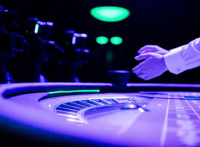 Casino en vivo: mesas reales, márgenes reales